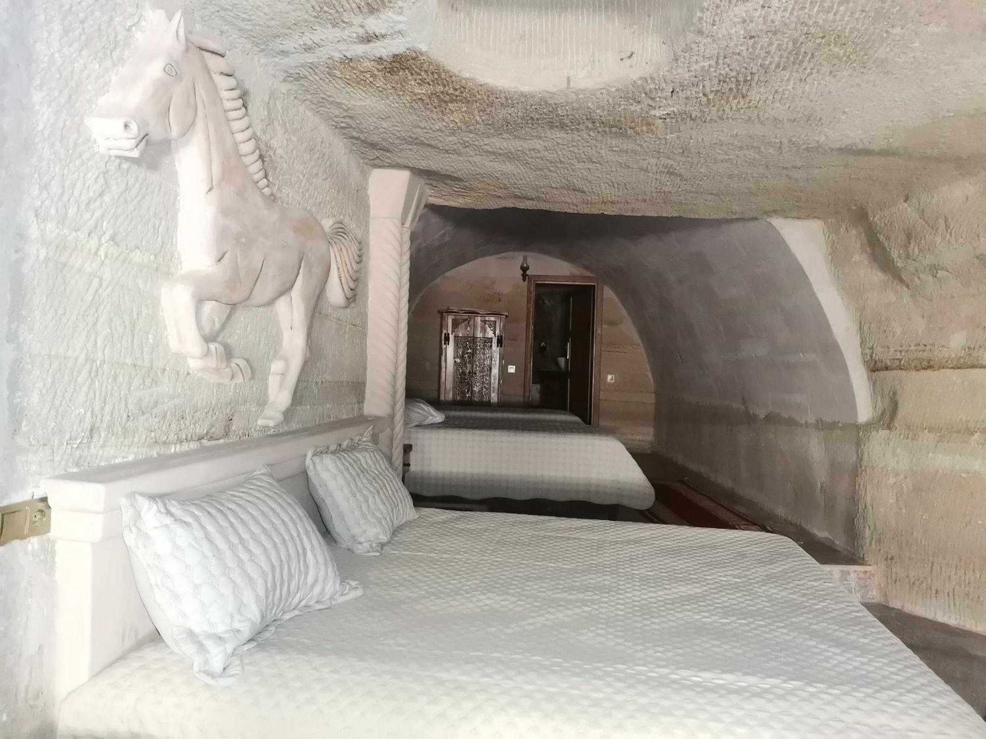 Lucky Cave Hotel Cappadocia Göreme Rom bilde